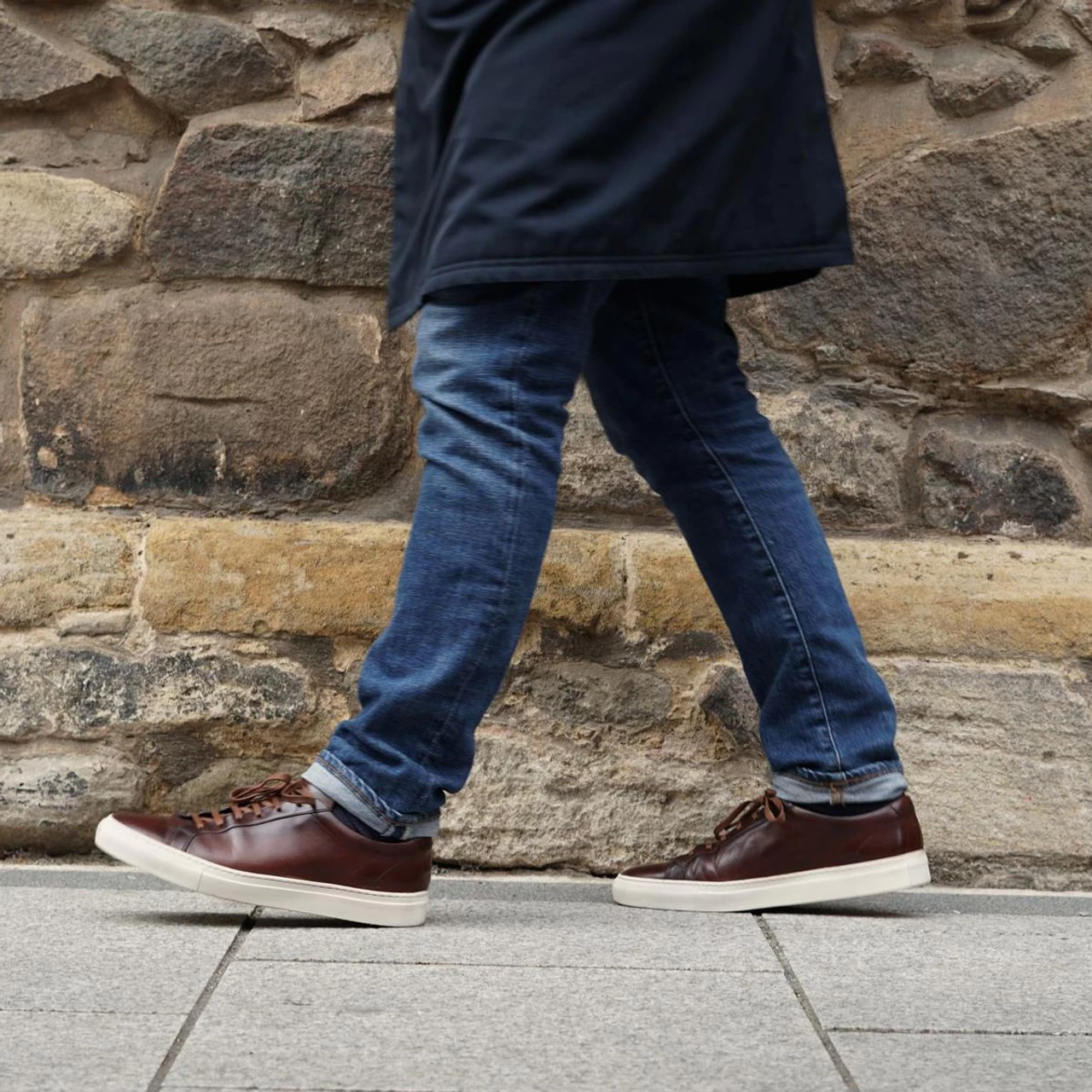 Loake Mens Sprint Trainers - Image 11